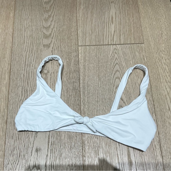 Vitamin A white bathing suit top - Picture 1 of 2